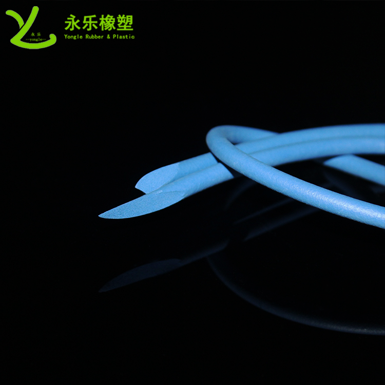 硅膠發(fā)發(fā)泡條，阻燃硅膠發(fā)泡圓條，耐高溫發(fā)泡硅膠條