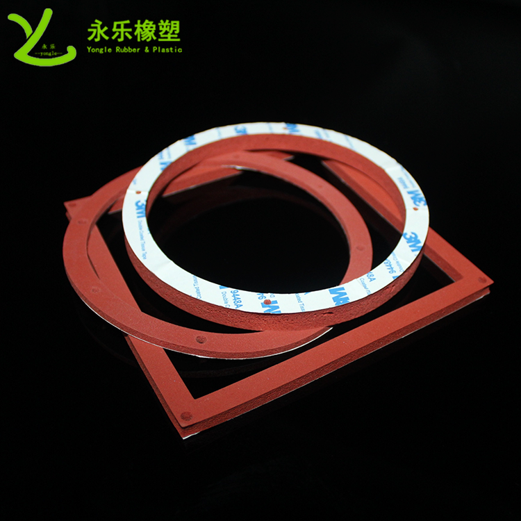 定制模壓發(fā)泡硅膠墊，無氣味模壓發(fā)泡硅膠墊，耐高溫模壓發(fā)泡硅膠墊