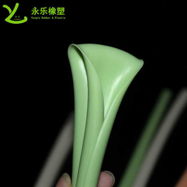硅膠吸管，擠出異形硅膠吸管，食品級硅膠吸管