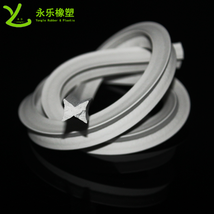 硅膠泡棉膠條，阻燃硅膠泡棉膠條，耐高溫發(fā)泡硅膠條